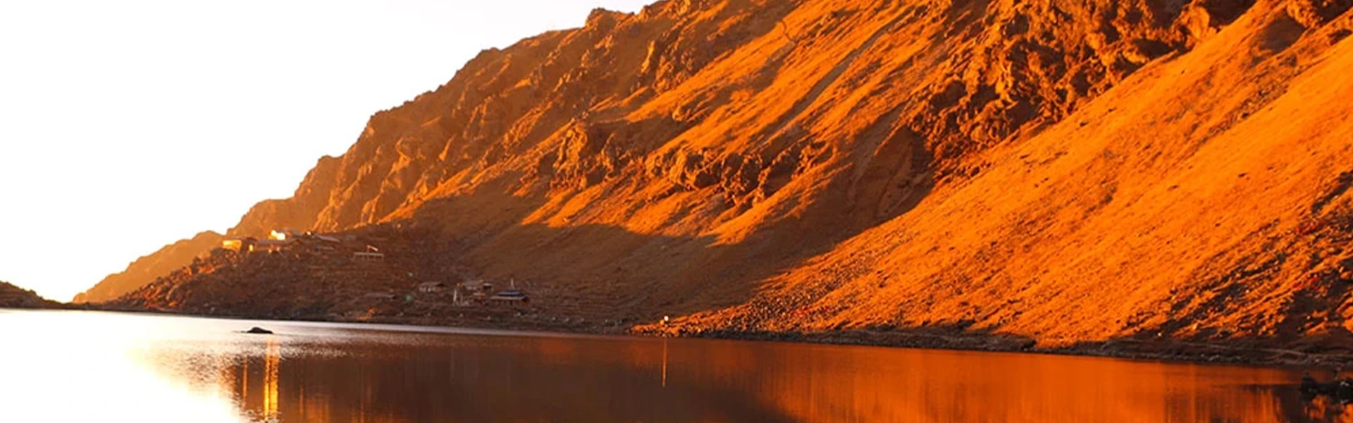 Gosaikunda Trek Difficulty & Altitude: Is It Hard?